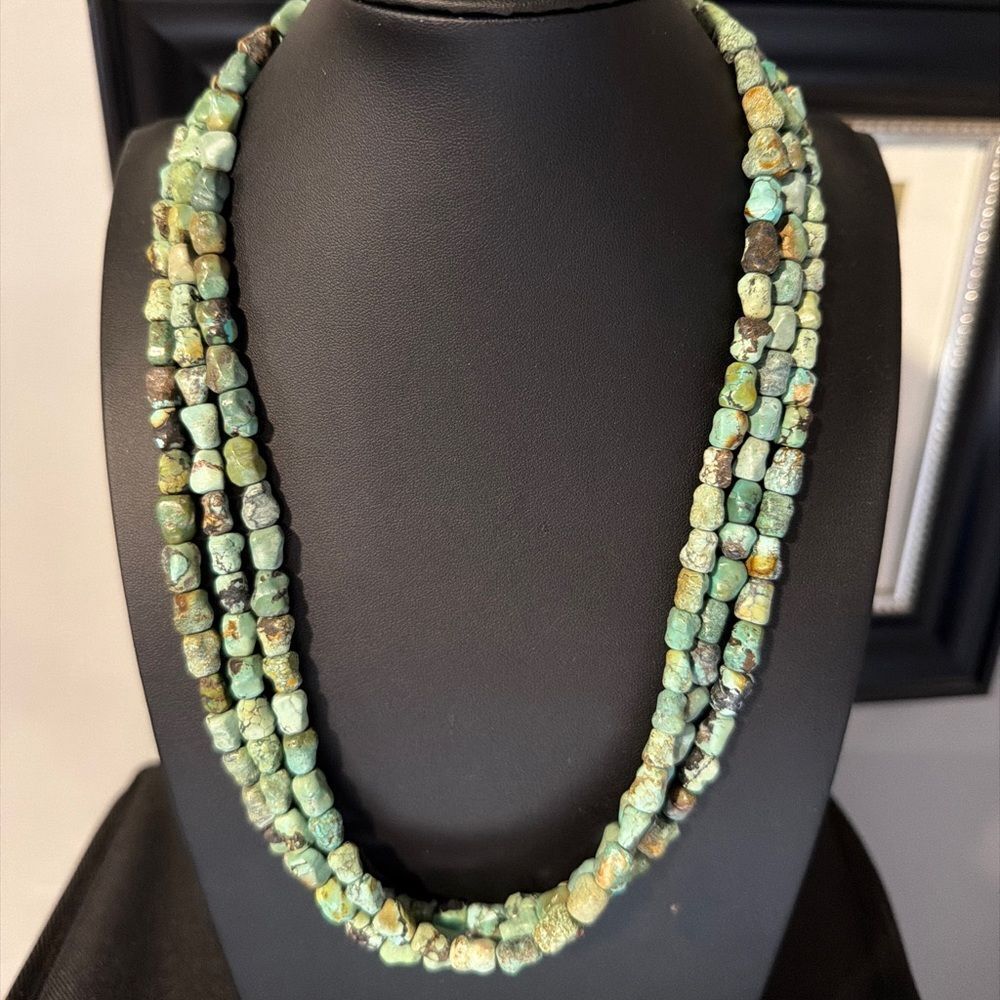 22" Three strands of SOLID Turquoise beads w/ vintage 925 TAXCO clasp! - Picture 15 of 15